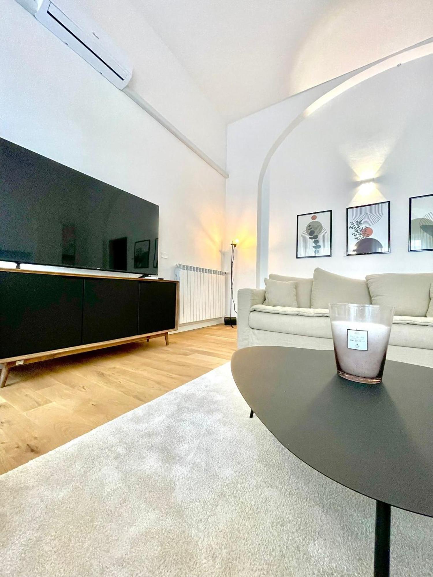 I Marmi New Royal Design Apartment Ливорно Екстериор снимка