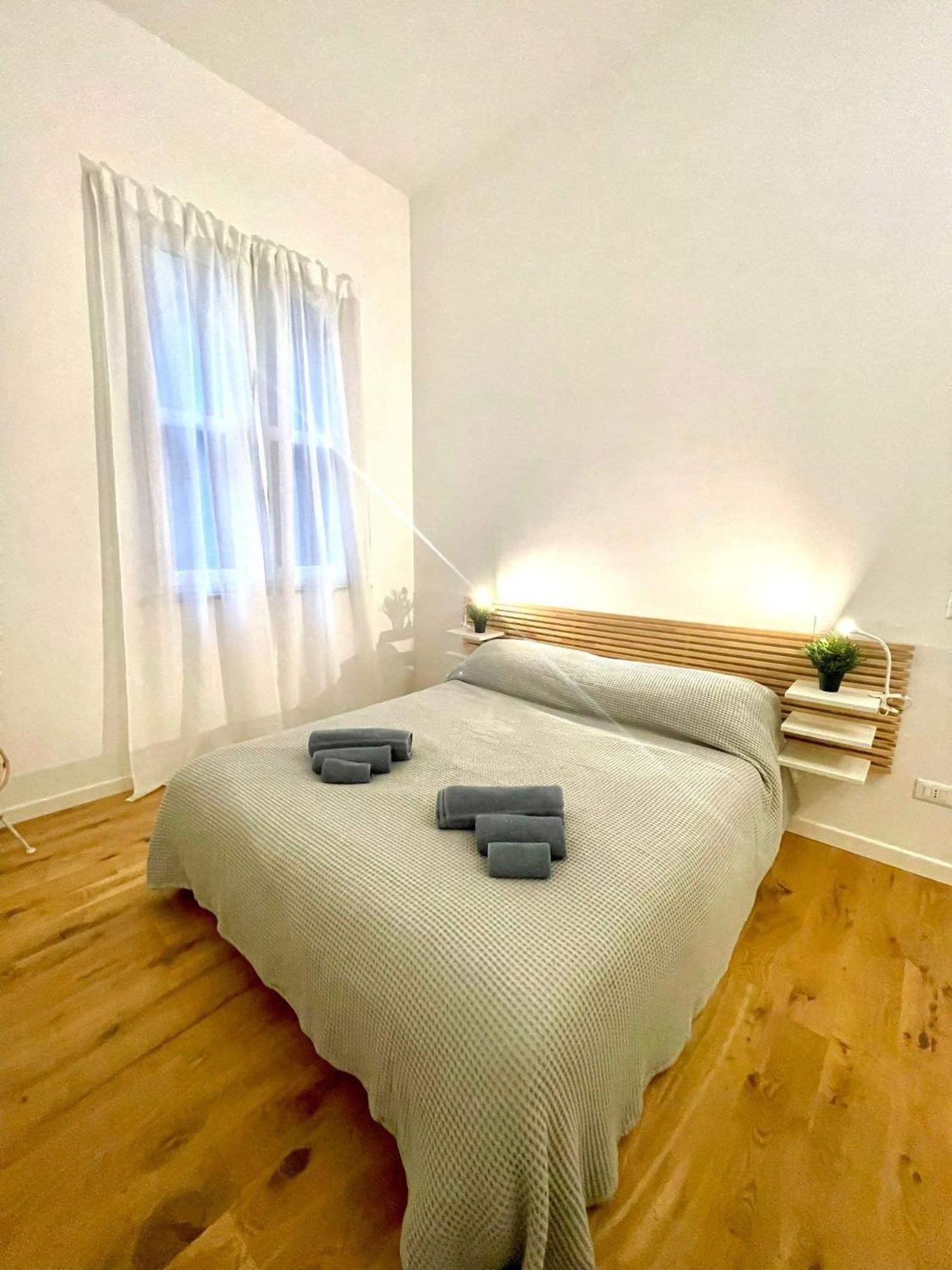 I Marmi New Royal Design Apartment Ливорно Екстериор снимка